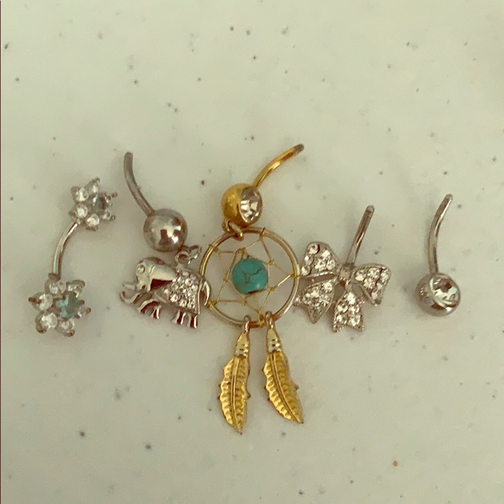5 belly rings for 20$